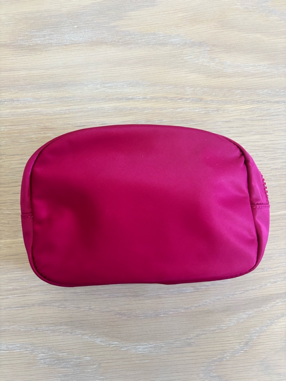 Lululemon City Essentials Pouch
Mini 2L - Picture 3 of 4